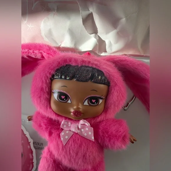 Bratz Bratziez sweethearts Sasha pink bunny plush bag charm blind box - Picture 3 of 5